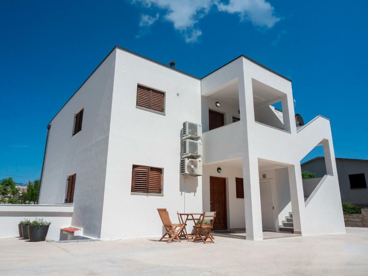 Spomax Apartment